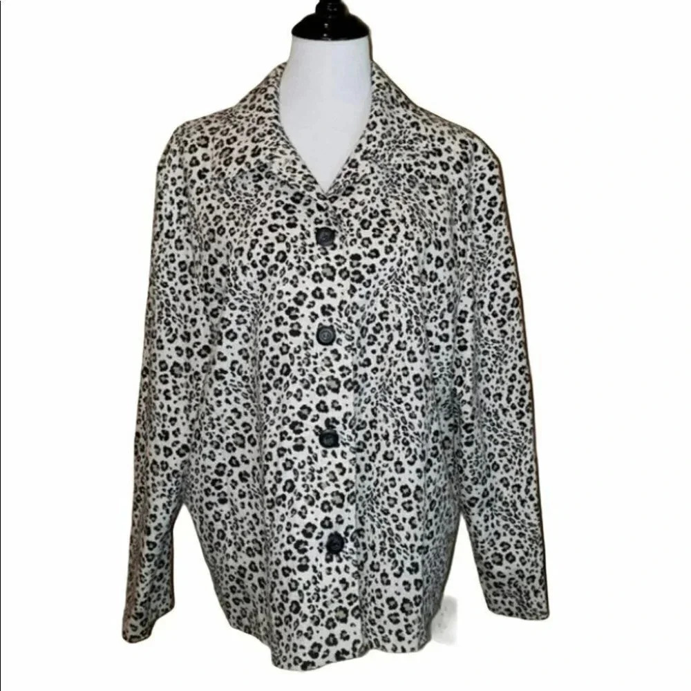 Briggs‎ 2X Leopard print lightweight jacket